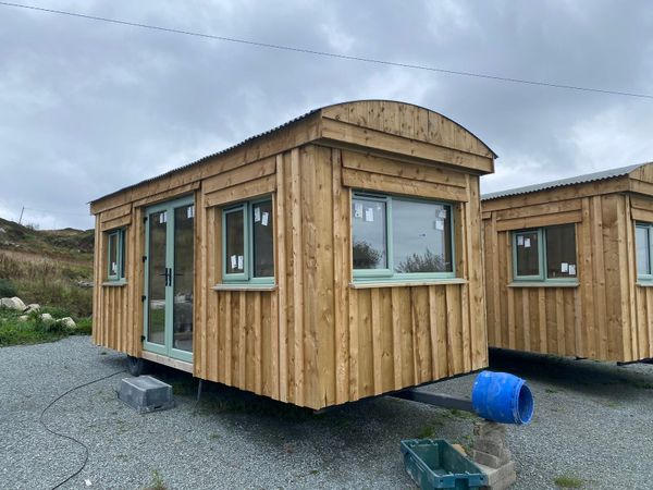Shepherds Hut/ Home Office/ Pod / Garden Room
