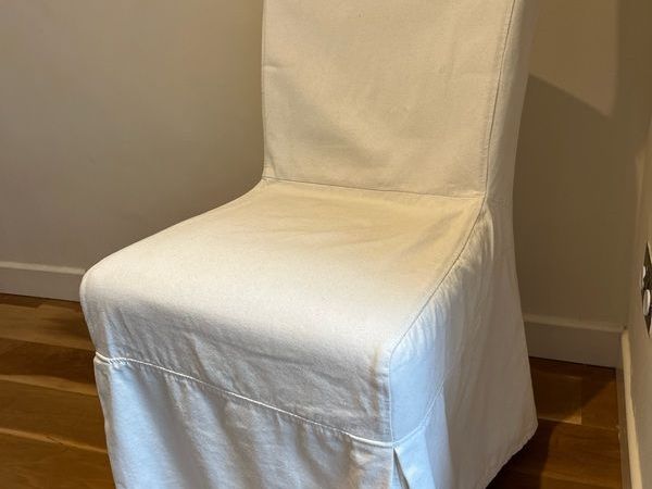 Set of 10 Matching Dining Chairs €50each