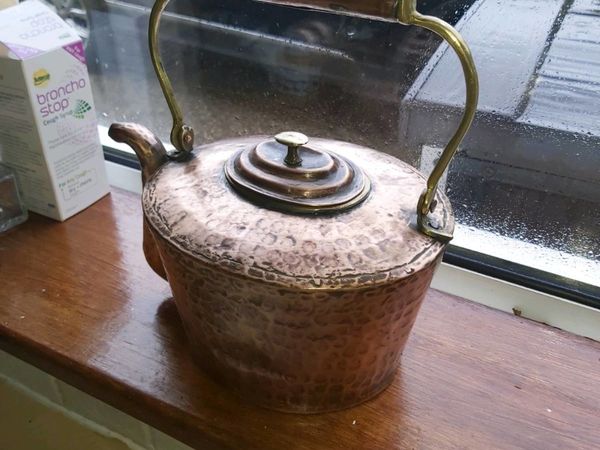 2 old copper  kettles  €35 each