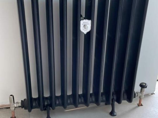 Cast iron radiators 🔥 fully refurbished