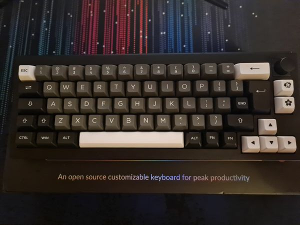 Keychron Q2 Custom Mechanical Keyboard (incl/caps & switches)