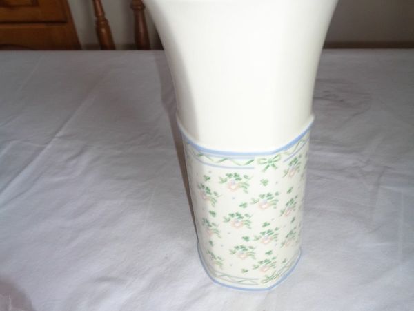 Royal Tara Fine Bone China Vase for Sale