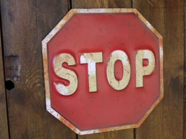 Stop sign – Red