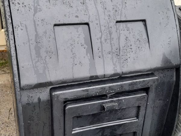 Coal Bunker - Excellent Condition.  (Powerwashed)