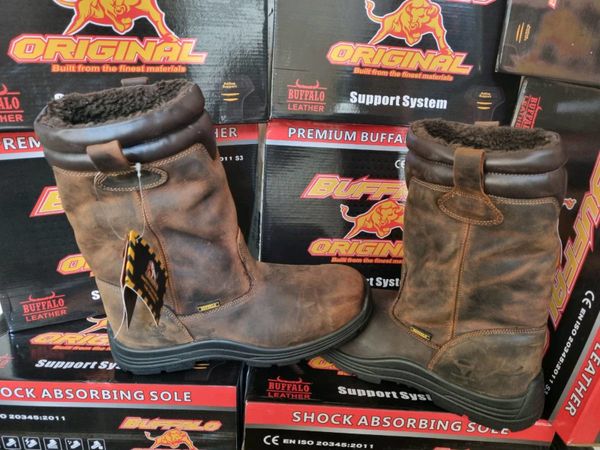 Super deal rigger boots €35 all sizes available
