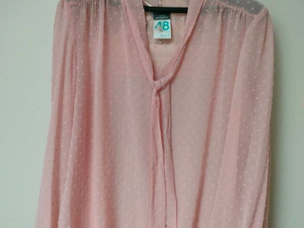Ladies  pale pink plus siz blouse,, new with tags