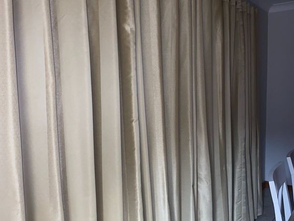 Gold / Beige Curtains (2 pairs )