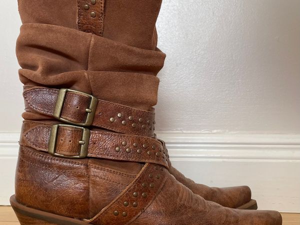 Arita Cowboy Boots