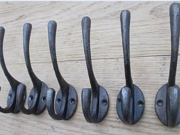 6 x Vintage Style Cast Iron Double Hooks NEW