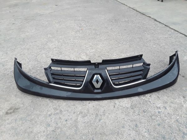 ** 2008 RENAULT TRAFIC FRONT GRILL **