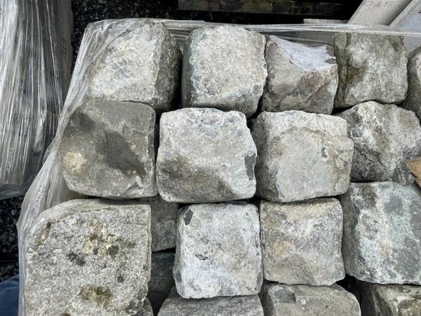 Limestone Cube Cobbles