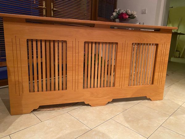 Solid wood radiator cover