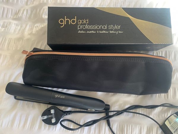 GHD Gold hair straightener