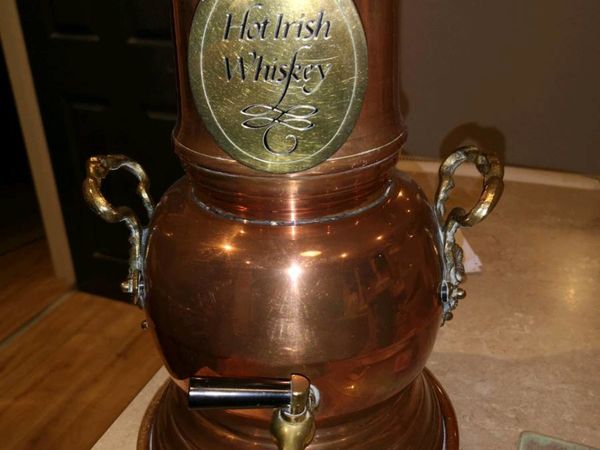 Copper Hot Irish Whiskey Kettle, great condition.