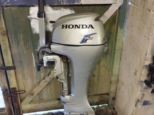 Honda outboard 4 stroke