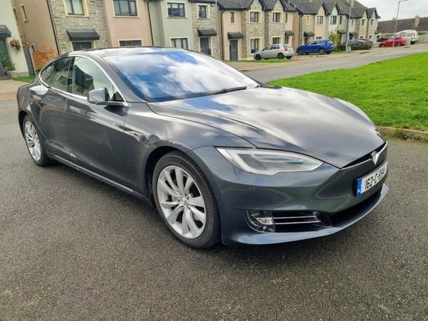 Tesla MODEL S Hatchback, Electric, 2016, Silver