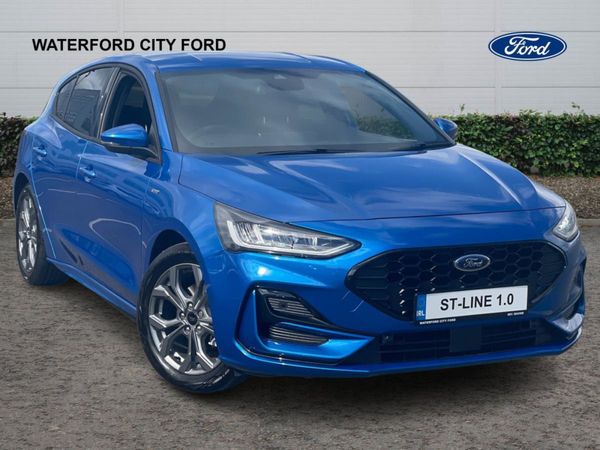 Ford Focus Hatchback, Petrol, 2024, Blue