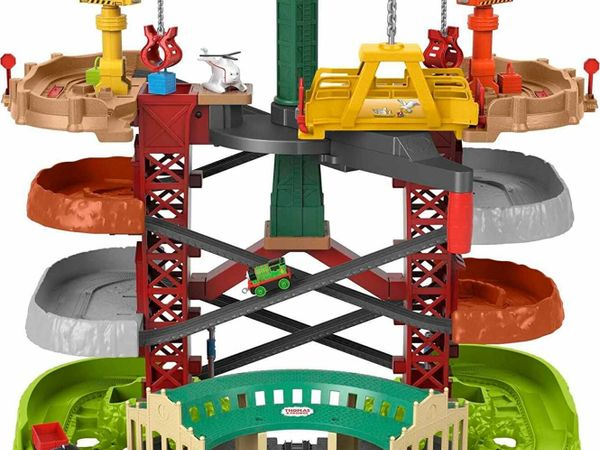 Thomas & Friends Trains and Cranes Super Tower, Motorized Train and Track Set for Preschool Kids Ages 3 Years and Up