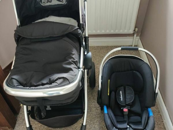 Baby stroller with carseat