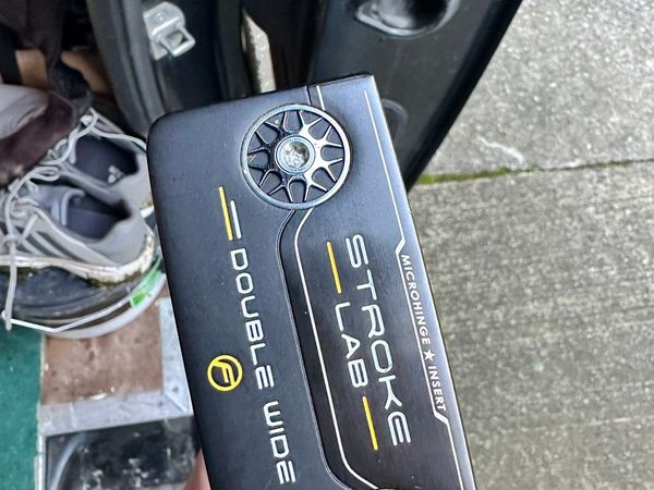 Odyssey double wide putter