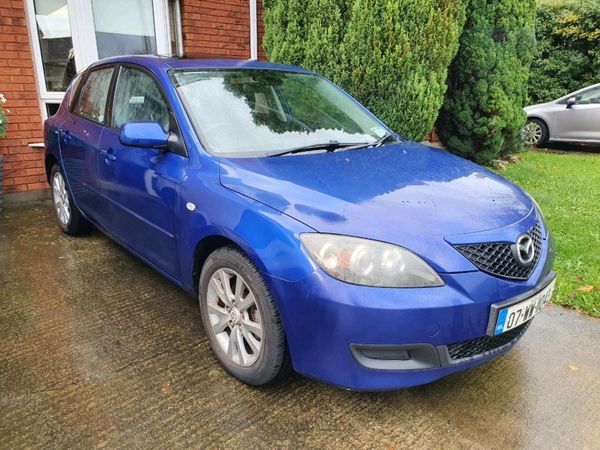 Mazda 3 dsl top spec taxed tested 1 owner