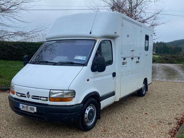 Renault Theault Two Stall Horse 3.5 T