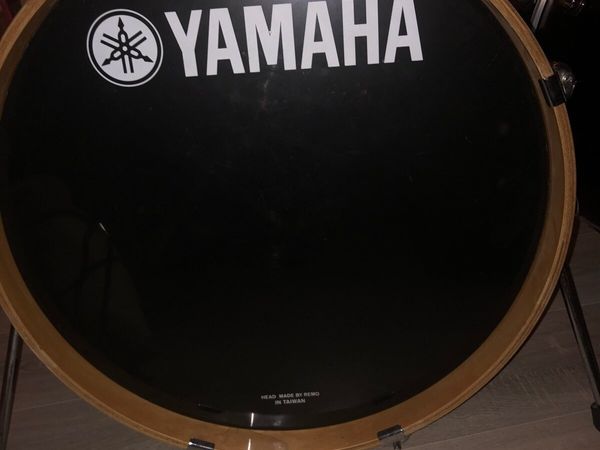 Yamaha stage custom birch wood bass drum
