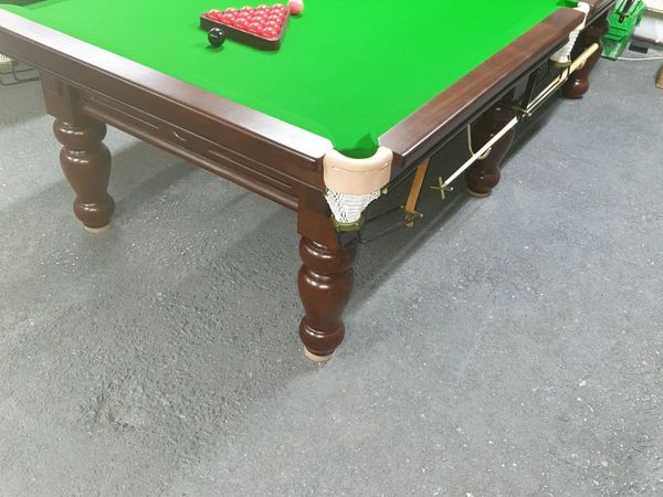 Fully Refurbished 9ftx4 Snooker table