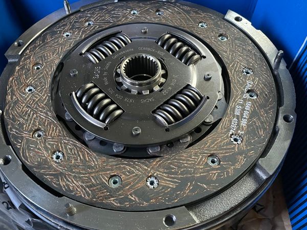 Audi a4 dual mass flywheel/clutch kit