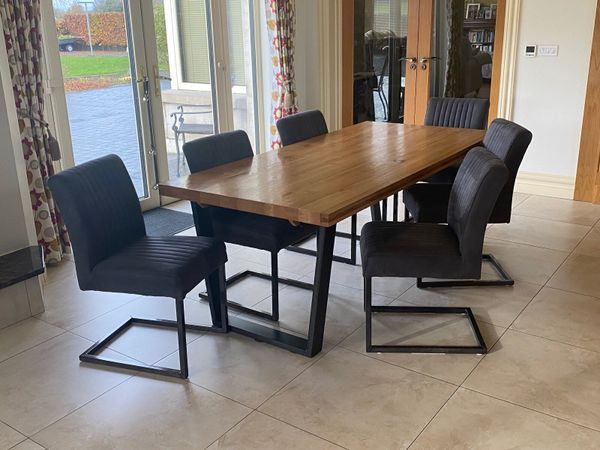 Kitchen Dining Table & Chairs