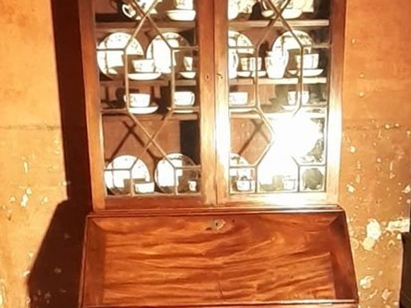 Antique Georgian mahogany Bureau Bookcase