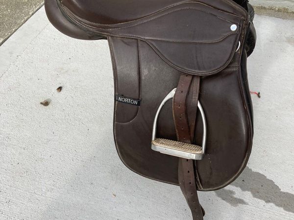 Norton Brown saddle