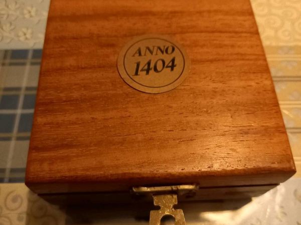 ANNO WOODEN BOX COMPASS