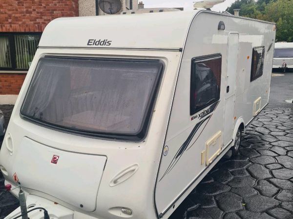 Fixed bed elddis xplore 540 with motor movers