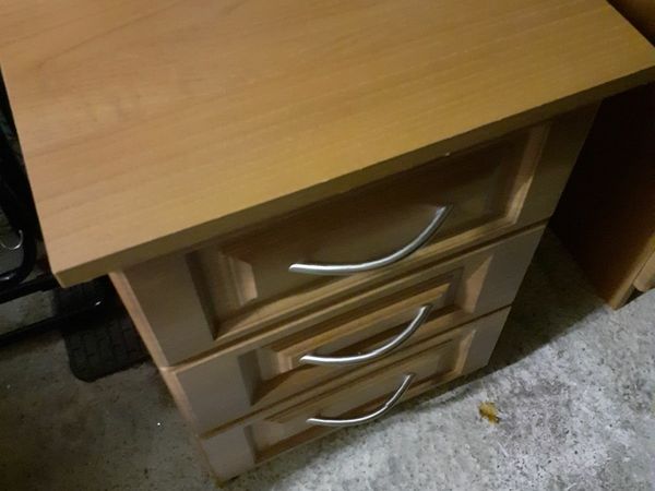 3 drawer bedside locker.New condition.