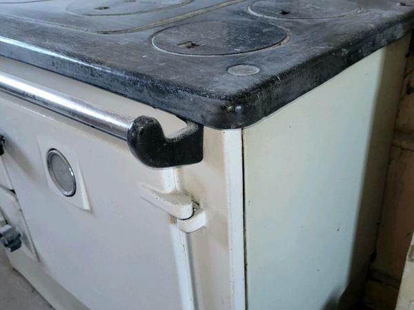Stanley 80 oil fired cooker- Pierce insert stove