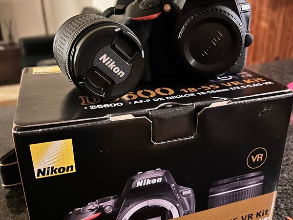 Nikon D5600 Camera with Lens