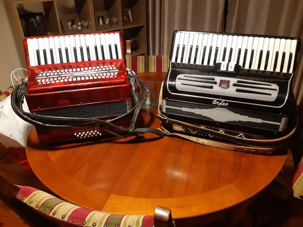 Piano accordians