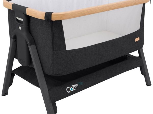 Tutti Bambini CoZee Lite Bedside Crib - Dark Grey & Oak