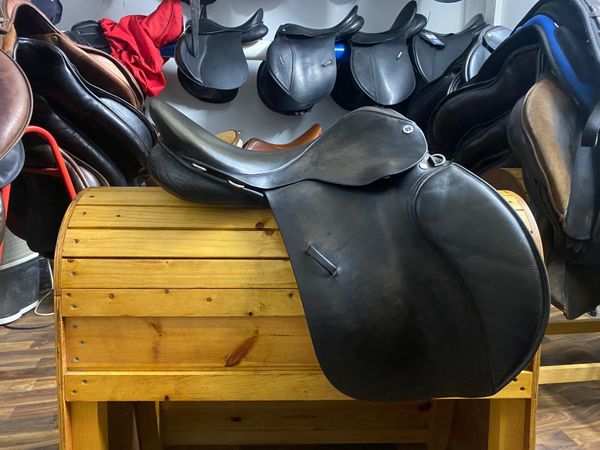 Cliff Barnsby 17.5 leather GP saddle