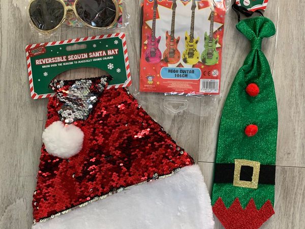 Christmas Hat, Tie, Glasses etc - Most items new!