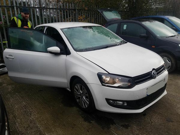 2013 Volkswagen Polo Complete Front End Assembly