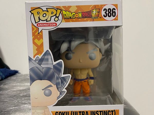 Funko pop Goku ( ultra instinct)