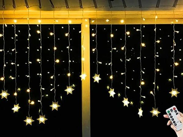 BLOOMWIN Christmas Window Lights 2m x 1m 104 LEDs Snowflakes Curtain Fairy Light Xmas Decoration for Indoor Party Bedroom [Energy Class A]