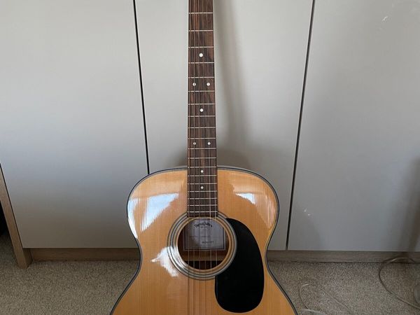 Sigma 000M-1ST Acoustic guitar bundle