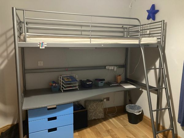 Loft bunk bed with study desk