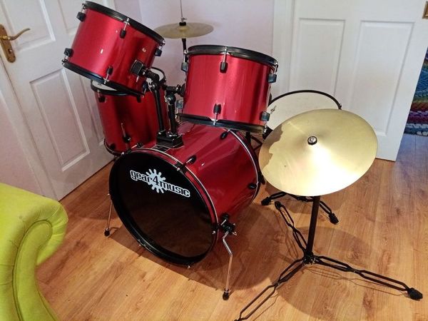 Full Size Starter Drum Kit + Practice Pack, Red