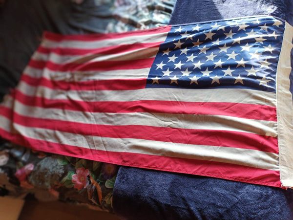 V large vintage cloth USA flag, Dublin 18, Post 6e