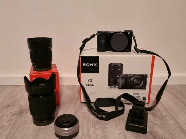 Sony Alpha 6000 incl. accessories
