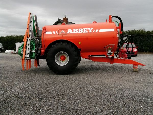 ABBEY  TANKERS  AND  DIET  FEEDERS.